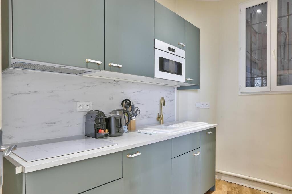 Cosy Appartement - Eiffel Tower باريس المظهر الخارجي الصورة